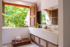 El Careyes Club & Residences