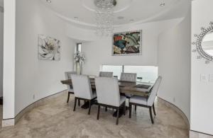 The Wave House! Custom Gem with Panoramic Views, Fire Pit, BBQ, Pool Table