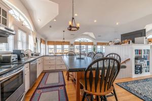 C9678 Swandipity - Panoramic Unobstructed Ocean Views, Pool!