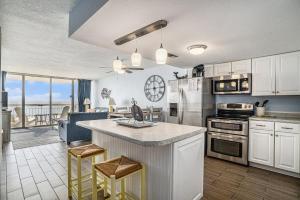 0403 Waters Edge Resort