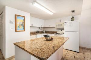 0111 Waters Edge Resort condo