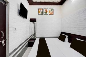 Collection O Mathura Government Museum