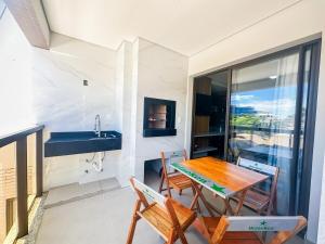 Praia de Palmas - 100m do Mar em Prédio Novo - 0188