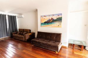 Cobertura Copa – 3 quartos, perto da Praia e Metrô