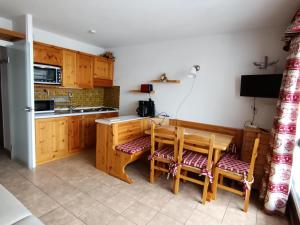 Résidence Arzerier - Studio confort plein sud, parking, proche pistes et commerces MAE-3034