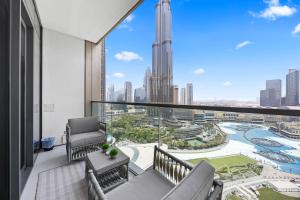 Burj Khalifa and Dubai Fountian Direct View - Luxury 2BR Flat - Downtown Dubai - 4hvězdičkové hotely ve městě Dubaj