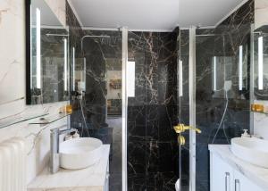 Pagrati Sunlit Penthouse