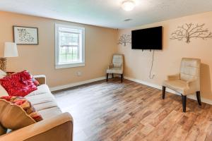 6 Mi to Museum of Aviation Rural Kathleen Home