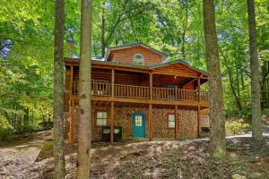 Lazy Mountain Retreat by American Patriot Getaways