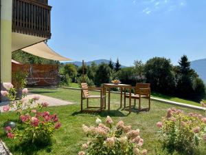 Cozy & Chic - Apartment with a private patio