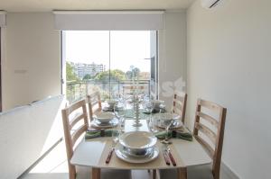 Chic 3 BR apt close to Shopping Mcal Lopez