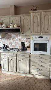 Appartements Apartment in a house near Lyon, Parc des Oiseaux : photos des chambres