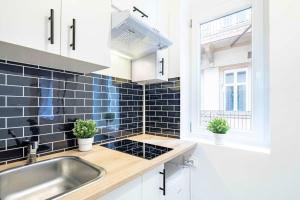 Central Comfort with a Chic Touch