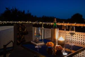 Ferienwohnung Möhnesee - zentral, stilvoll und ruhig mit Balkon und Boxspringbetten