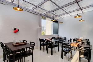 Collection O Rajdhani Hotel