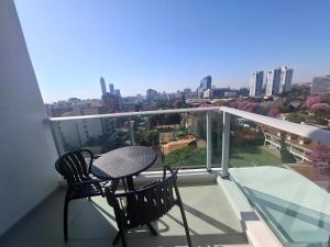 Apartment Tower Luxury Home Palace a 100 mts Shopping del Sol con parking amplio
