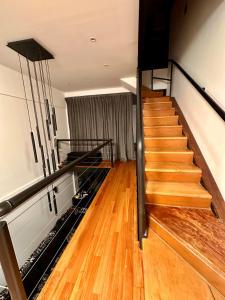 Sky view 3 floors penthouse with BBQ in the heart of Palermo