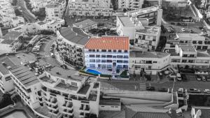 Stunning Ocean View Apt Beach 200mt AC Pool