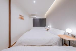 2階 難波駅の真横に位置するモダンアパートメント ベッド5台 シャワー2台