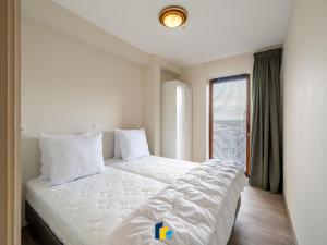 Sea-view apartment in Blankenberge