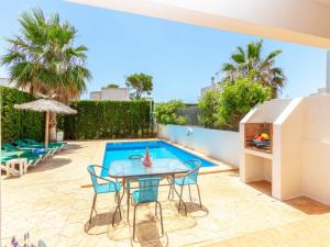 Modern Villa with Pool in Cala dOr