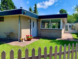 Stylish Coastal Retreat in Sint Maartenszee