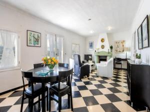 Sea-view apartment in Alcúdia with balcony