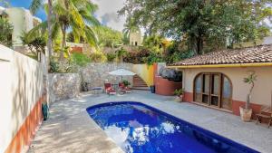 Las Olas Litibú Oceanfront Suite