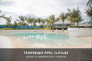 La Luna II - Room for Couples with Mt Arayat View