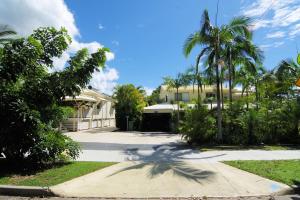Debbies Place, Rainbow Beach Retreat