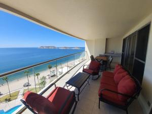 Playa Blanca Condominium with an excellent view