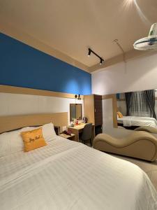 Khách sạn S - Hotel