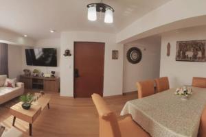 Bello departamento con cochera y excelente ubicación