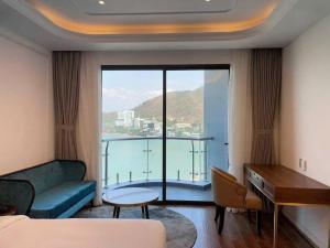 Khách Sạn Căn Hộ OYSTER BAY 4 Sao Vũng Tàu - Mon Mons House