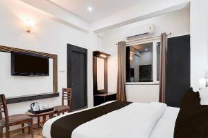 Palette by CheckIn Sarnath Temple