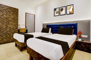 Super Collection O Sanpada Railway Junction