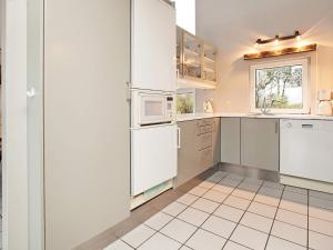 10 person holiday home in Ebeltoft-By Traum