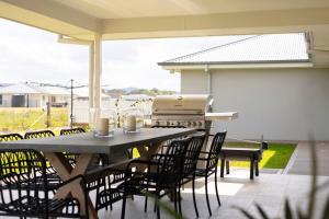 Large Modern home in Mudgee