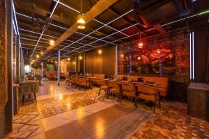 Accent Park Hotel Near Barclays Sec 62 Noida