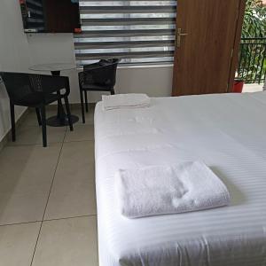 Hotel Eleven Space Kochi