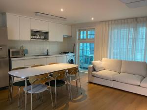 Gangnam Neat & Cozy Stay l Near Station