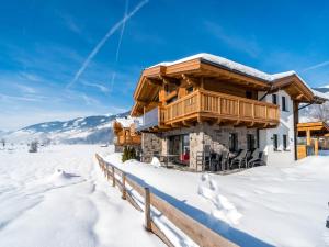 Chalet in Niedernsill near Ski Slopes