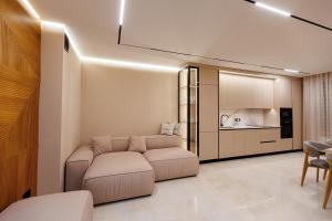 Elegant modern apartment 9