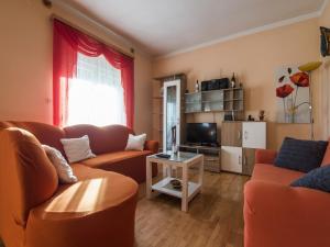 Holiday Home near Zadar with Private Pool