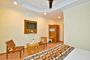 Marina Group of hotels Pine View Sudher- Best Prices Guaranteed with Deals- Free Parking-cricket stadium 5 km-Mountain View
