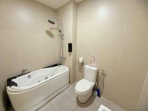 Luxury New Puchong Private Pool Villa up to 30pax