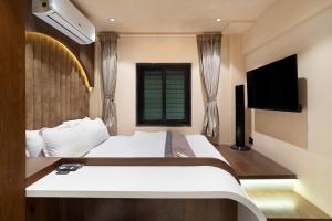 Amber by The Bombay Home Company