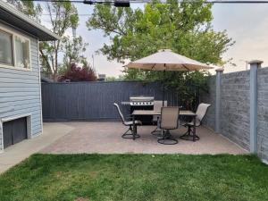 Centrally Located Southside Private Basement Suite