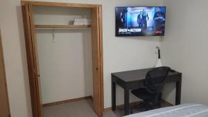 Centrally Located Southside Private Basement Suite