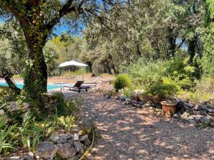 Maison paisible au coeur du Luberon